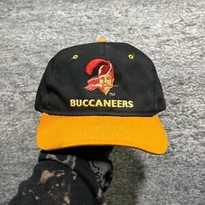 Vintage Tampa Bay Buccaneers Snapback Hat NFL Embroidered Black Orange 90s Cap